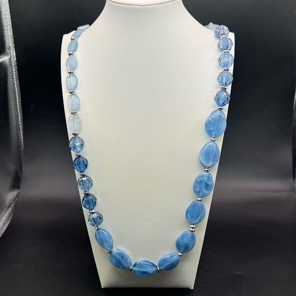 Jessica Simpson Blue Swirl Dimension Genuine Lucite One Strand Necklace Tags - Picture 1 of 6